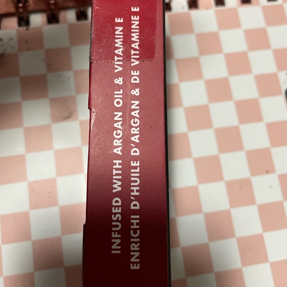 Brand New E.l.F putty blush in “tathiti” - Picture 5 of 6